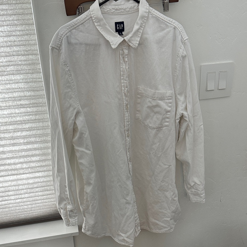GAP Women’s White Denim Button Down Shirt